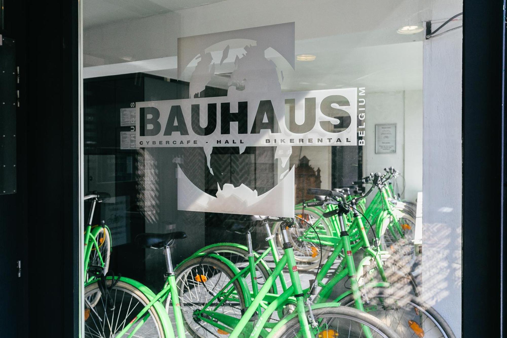 St Christopher'S Inn Hostel At The Bauhaus Brygge Exteriör bild