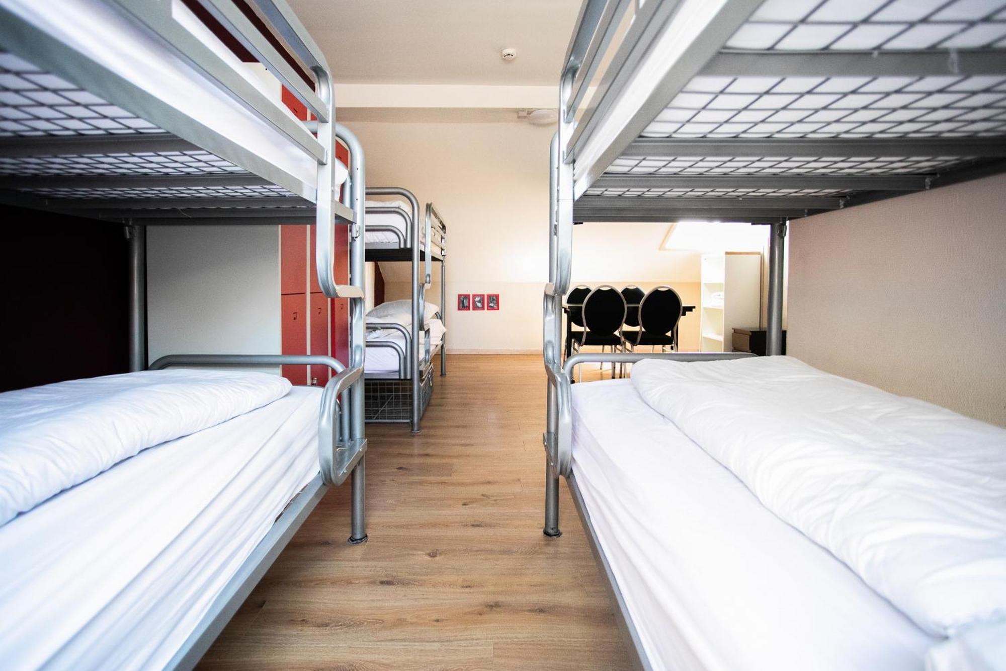 St Christopher'S Inn Hostel At The Bauhaus Brygge Rum bild